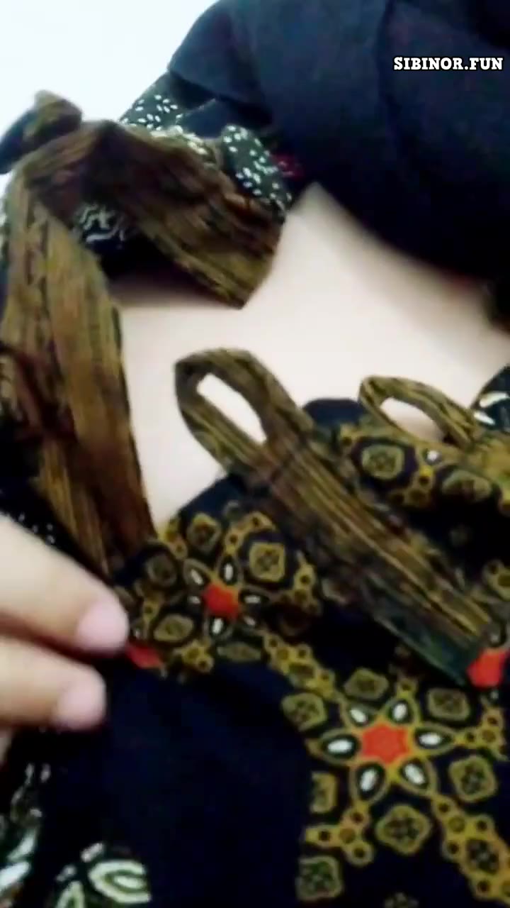 Hijabers Toge Bulet Kirim Video Buat Ayang