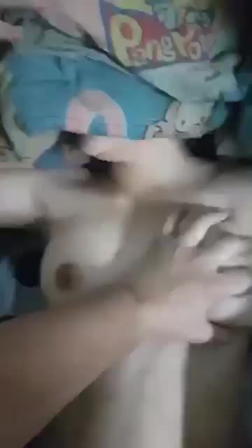 memeknya tembem gemeteran