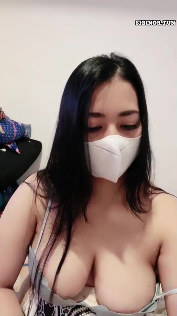 Laela Mamah Muda Toge Ngangkang pamer Meki