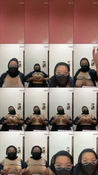 Hijab BBW Toge Nsywa Lagi Asyik Mainin Uting ID 23559320 Mango